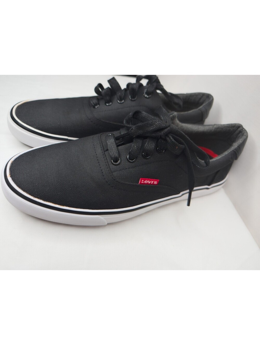 Levi's Men's Black Canvas Sneakers Size 9